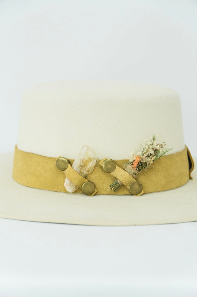 Palo Santo White Felt Hat