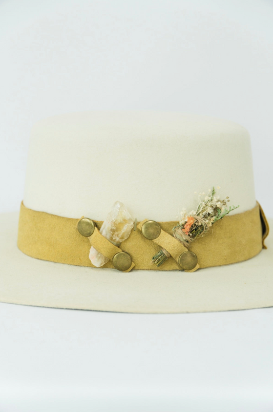 Palo Santo White Felt Hat